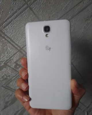 Fly Cirrus телефон рабочий с супер батарейкой 1