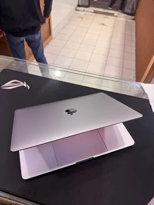 MacBook Pro 13.3 1
