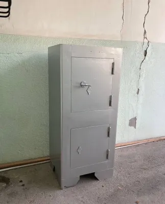 Сейф СССР в хорошем состоянии