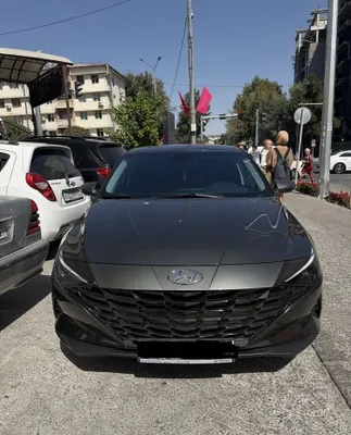 Hyundai Elantra 1.6 full, мокрый асфальт 1