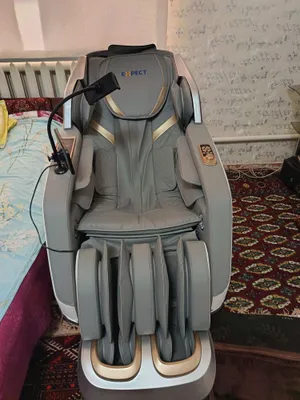 Yangi massajni kreslo 20 kun bo'lgan 1