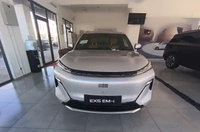 Geely EX5 em i gibrid, electro 1