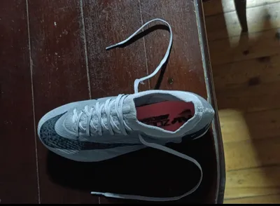 Nike Mercurial futbol butsisi, original, Vetnamdan olib kelingan 1