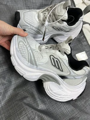 Balenciaga krossovkalari 1