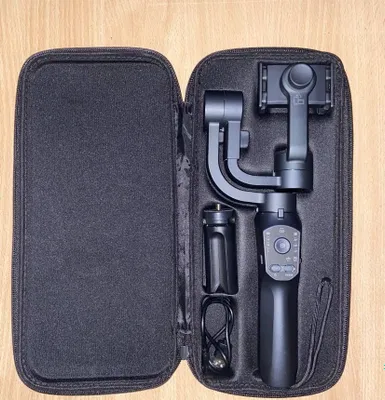 Срочно продаю Стабилизатор Gimbal F10 pro 1