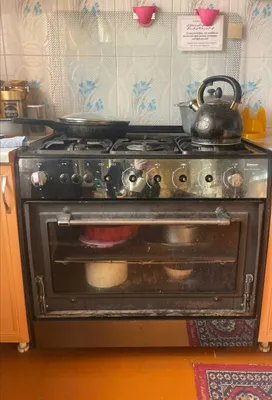 Yaxshi holatdagi gaz plitasi