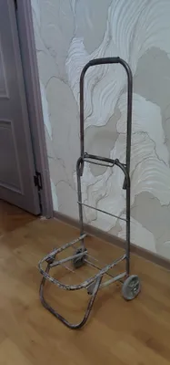 Тачка металлическая для сумок 1