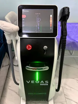 Профессиональный лазерный аппарат Vegas Dual (диодный + неодимовый) для лазерной эпиляции 1