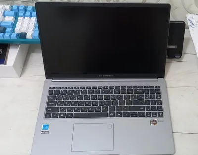 Asus ExpertBook | Ryzen 5-7535HS (6 ядер) | 8 ГБ DDR5 | Есть коробка 1