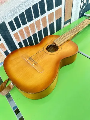 Gitara Akustik Sovetskiy