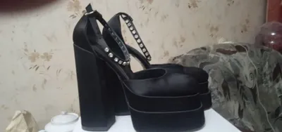 Bratz tuflilarini sotaman 1