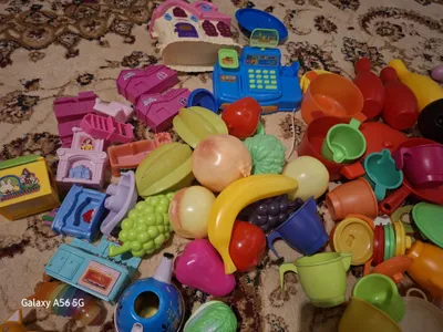 Qizlar uchun turli xil o‘yinchoqlar sotiladi 1