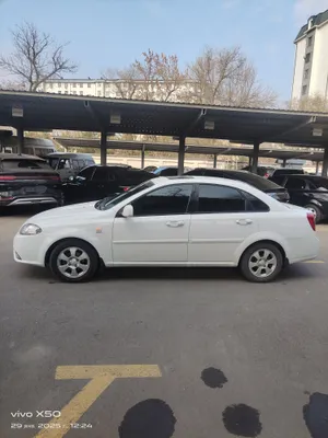 Gentra elegant plus сотилади 1