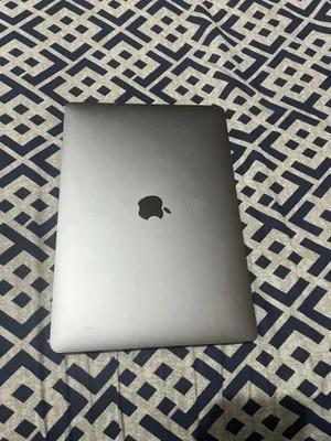 Продаётся MacBook Pro 13 M2 1