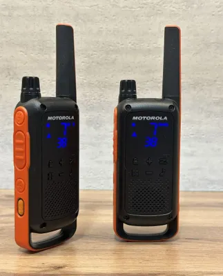 Motorola Talkabout T82 1