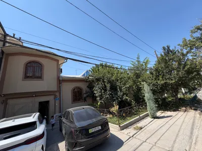 Продается Дом в Центре 1