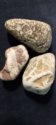 Toshlar (minerallar) sotiladi 1
