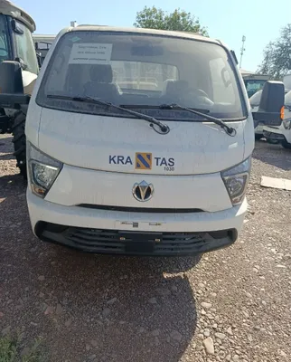 Бортовой грузовой автомобиль 1