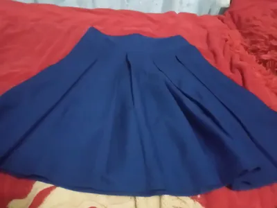 maktab yubkasi qiz uchun kõk rangda