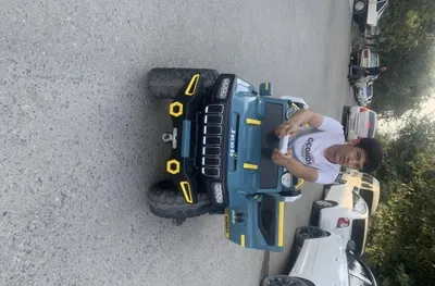 Детская машина 4x4 1