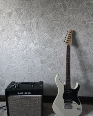 Yamaha elektr gitarasi va NUX Mighty 20 Vt MKII kombokuchaytirgichini ijaraga berish 1