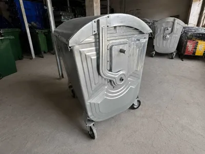 Ishlab chiqaruvchidan 1100 l hajmli galvanizlangan chiqindi qutisi 1