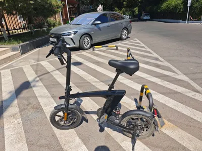 Buklanadigan elektr velosiped 1