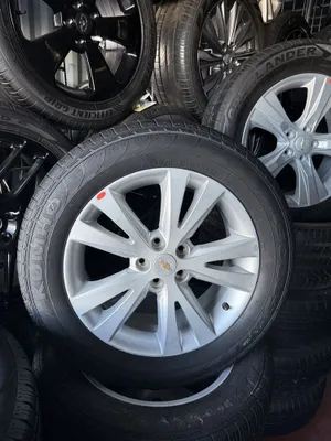 Шины на 18-дюймовые оригинальные диски Captiva 4, состояние хорошее 1
