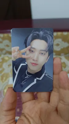 Stray Kids guruhidan Ch​​angbinning rasmiy fotokartasi 1