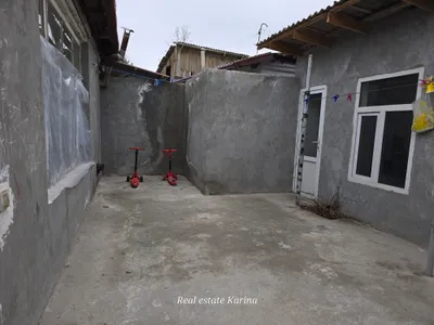 Umumiy hovlida uycha 1