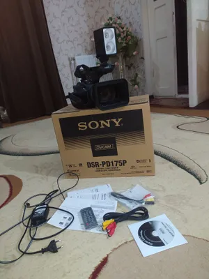 Видеокамера Sony PD175 (модель) 1