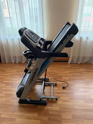 Беговая дорожка HOUSEFIT SPIRO 20 iRun 1