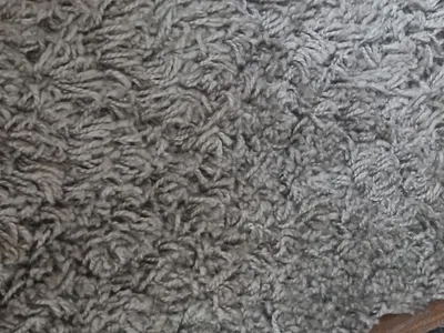 Turk gilami sotiladi, o‘lchami 2,40 × 3,80 1