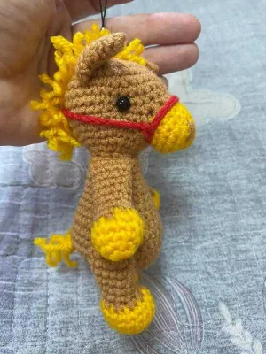 Лошадь Вязаная игрушка 1
