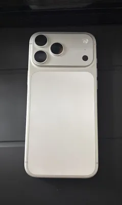 Iphone 17 pro max 1