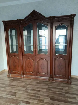 Стенка: ширина 3 метра, высота 2,50 м