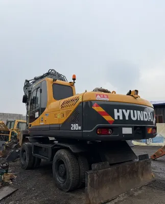 Hyundai 210w Sotiladi 1
