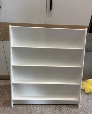 Напольная книжная полка 1