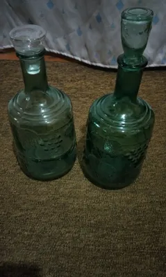 Графины по соки,вино. 1