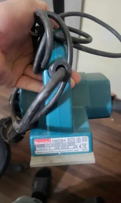 Электрорубанок Makita 1923H 1