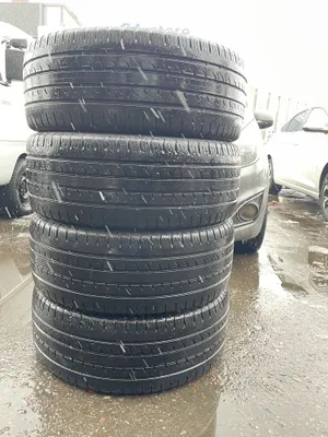 Goodyear 235/50/19 1