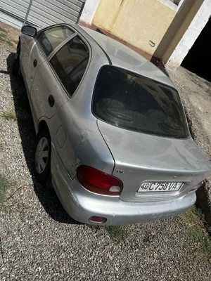 Hyundai acsent 1995 yil dakumen yaxshi gen boladi 1