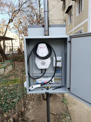 Elektromobillar uchun zaryadlash qurilmasini o‘rnatish 1