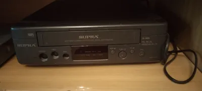 2 ta videomagnitofon. Panasonic, Supra. 1