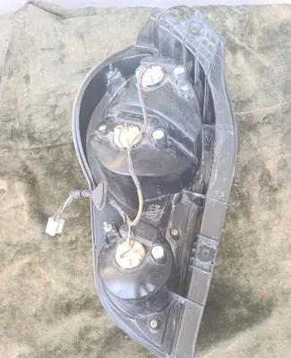 Spark orqa fara oʻng taraf 1