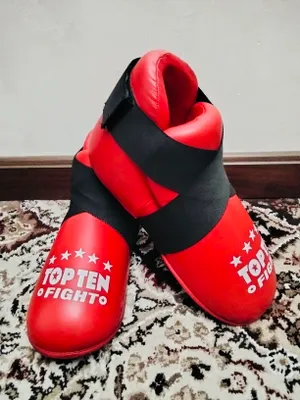 Kikboxing va Taekwondo uchun ( Galosh ) 1