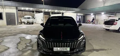 Hongqi eqm 5 450 ijaraga, keyinchalik sotib olish imkoniyati bilan 1