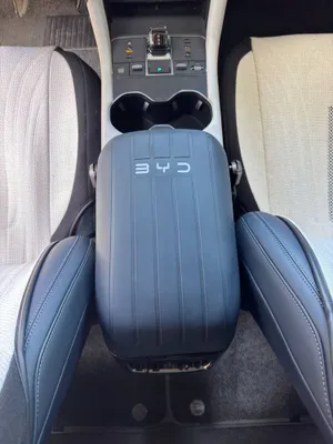 BYD Song Plus markaziy tirsakqo‘ygichi uchun silikon g‘ilof 1
