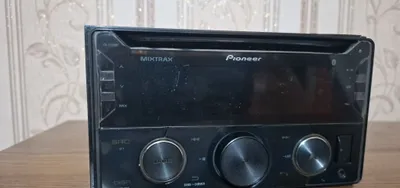 Продаётся Pioneer 725 1