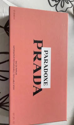 PRADA PARADOX atirini sotaman 1